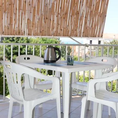 Homidoo Conchiglia Apartment
